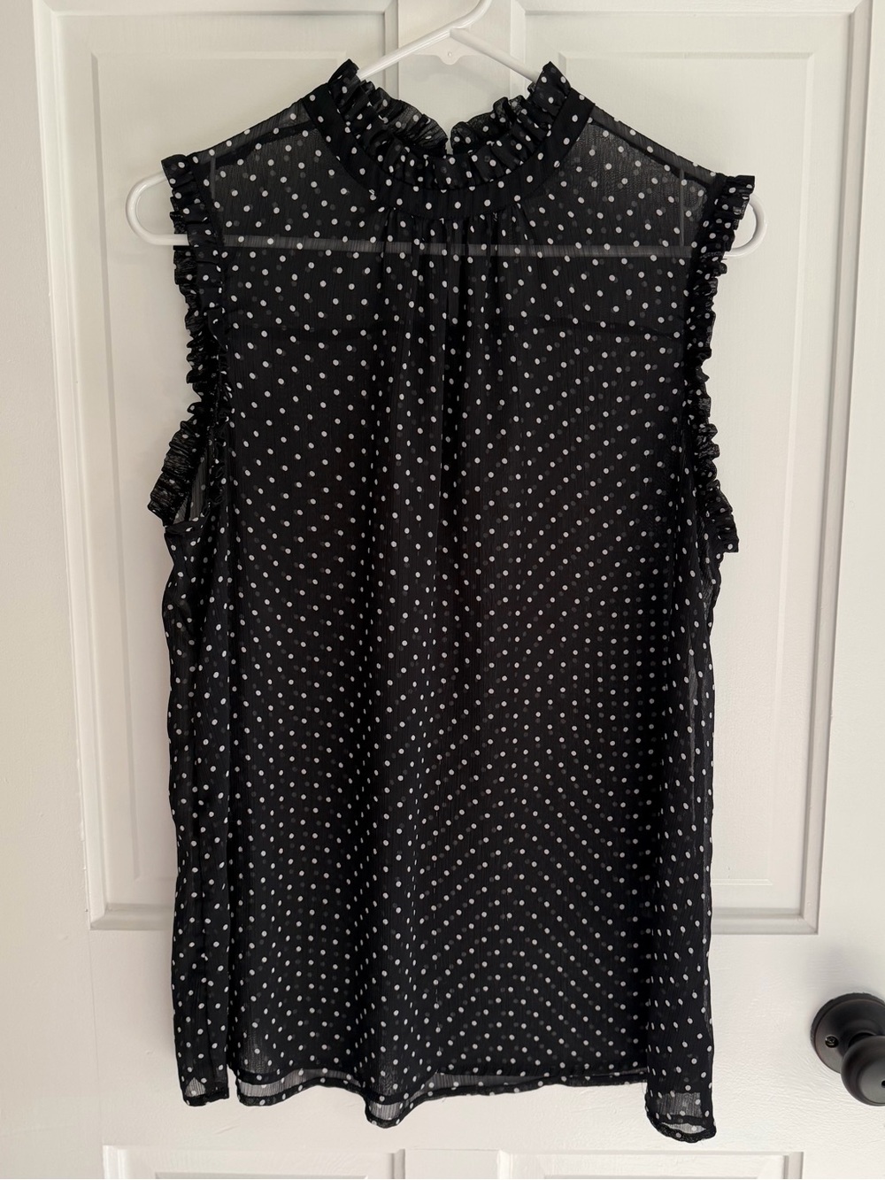 Who What Wear XL Black White Polka Dot Ruffle Sleeveless Sheer Blouse‎